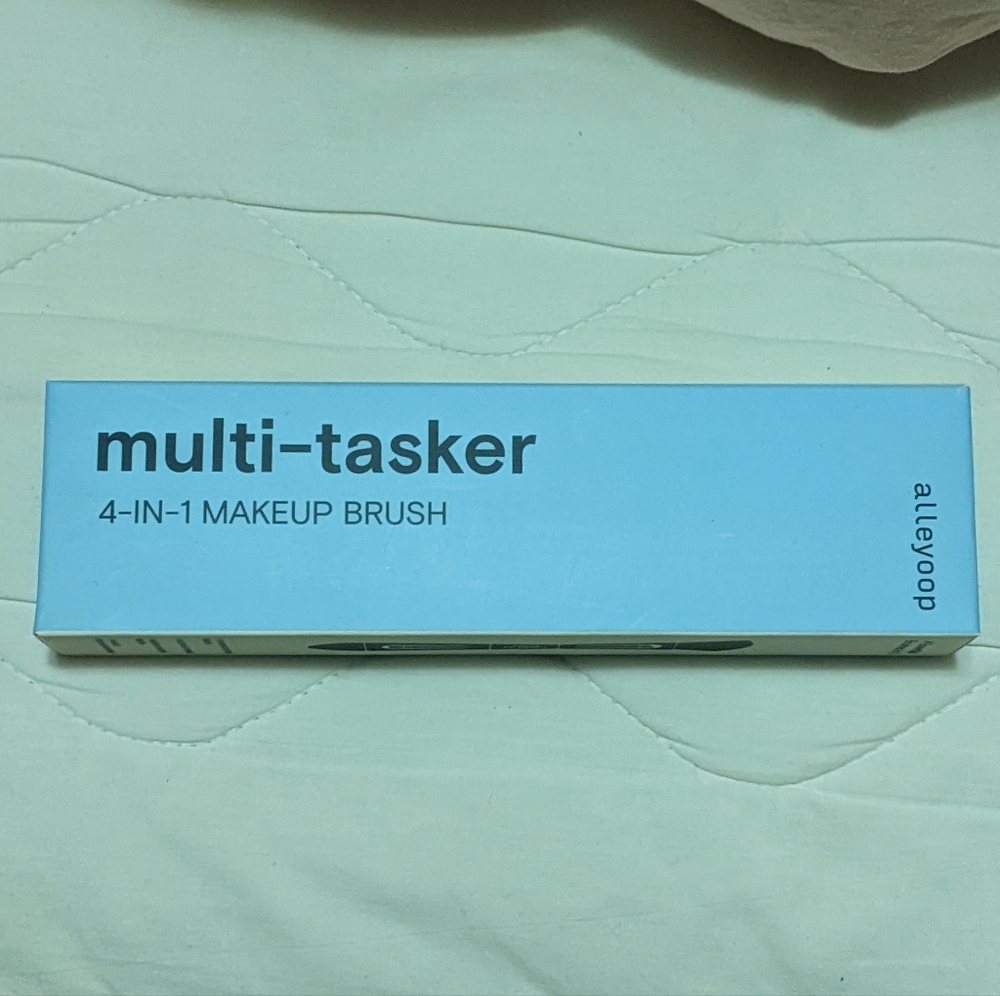 Alleyoop multi-tasker 4-in-1 makeup brush
